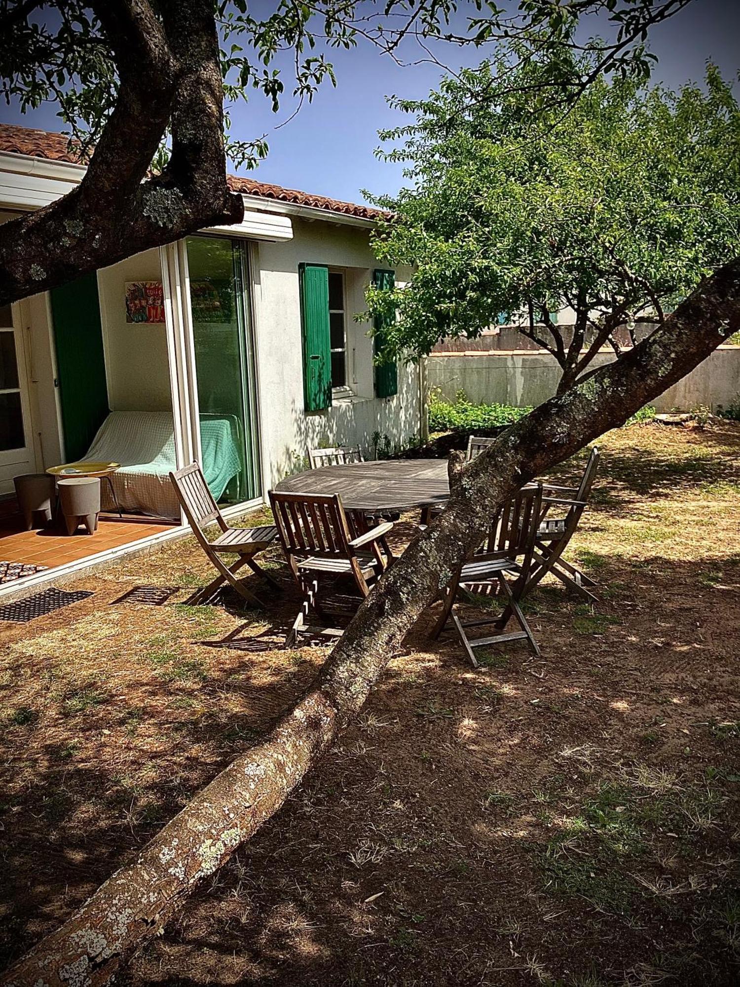 Maison Sainte Marie De Re Luaran gambar